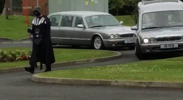 Andrew Strachan, da Escócia, ganhou um funeral com Darth Vader e stormtroopers - Foto: Reprodução/ Facebook