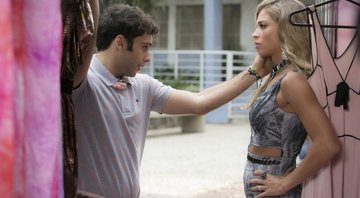 Claudionor procura Luciane e faz proposta irrecusável - Foto: TV Globo