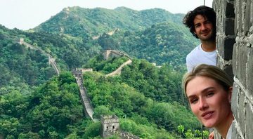 Fiorella Mattheis e Alexandre Pato visitaram pontos turísticos da China recentemente - Foto: Reprodução/ Instagram