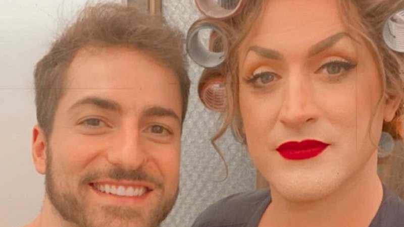 Thales Bretas, marido de Paulo Gustavo, posa ao lado de Dona Hermínia em foto - Foto: Reprodução/Instagram