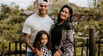 Sheila Carvalho mostra álbum de fotos do passeio em família por Orlando - Foto: Reprodução / Instagram